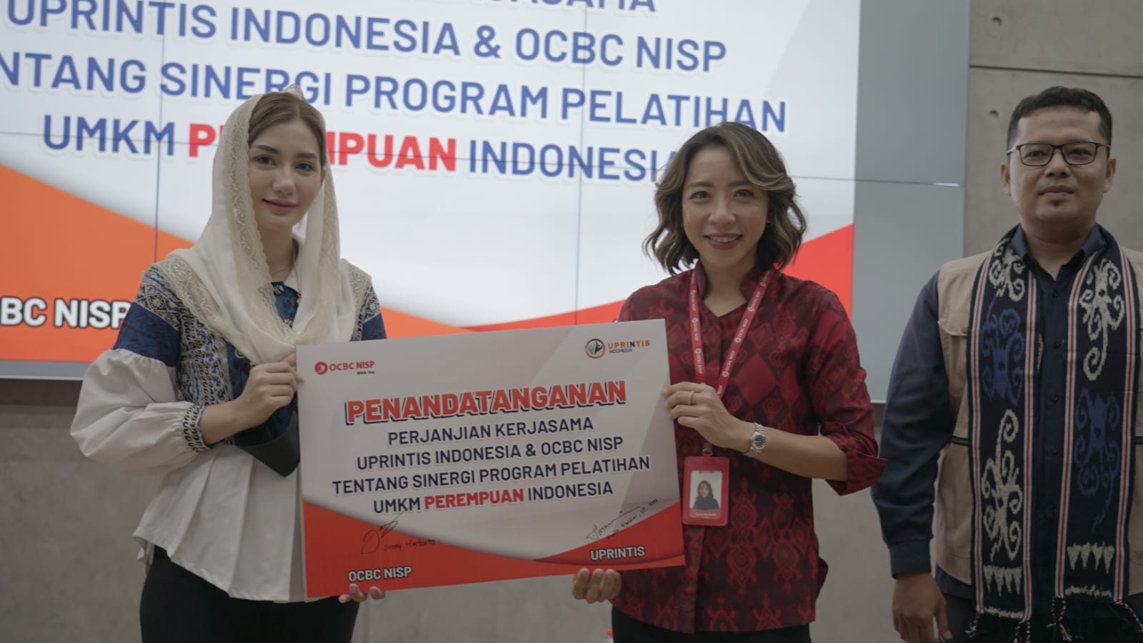 /asset/media/Feature/AboutOCBC/Siaran-Pers/2022/11/24/sp02.jpg