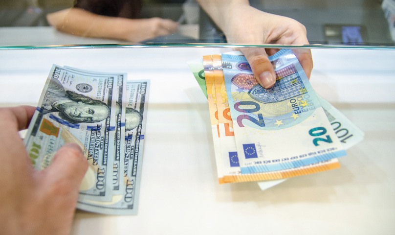 /asset/media/Feature/Article/WM-Article/jenis-jenis-transaksi-valas/13-PROMO-BANNER-808-x-480-px---BANNER-FOR-ARTIKEL---JENIS-TRANSAKSI-VALAS-01.jpg
