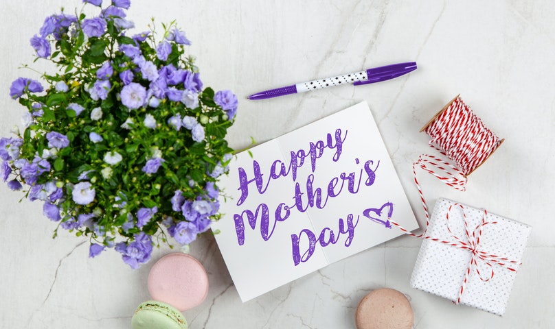 /asset/media/Feature/Article/image-stock/Pexels-Images/Random-Things/mothers-day.jpg